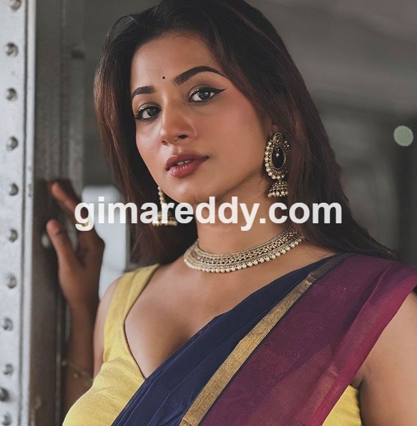 Agra call girl